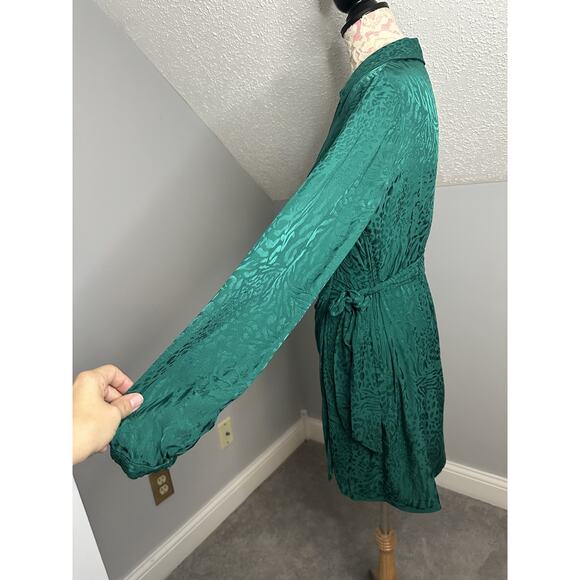 EUC Lilly Pulitzer Nicolina Womens Dress Long Sleeve Evergreen Party Animal Sz 8 - Picture 4 of 11